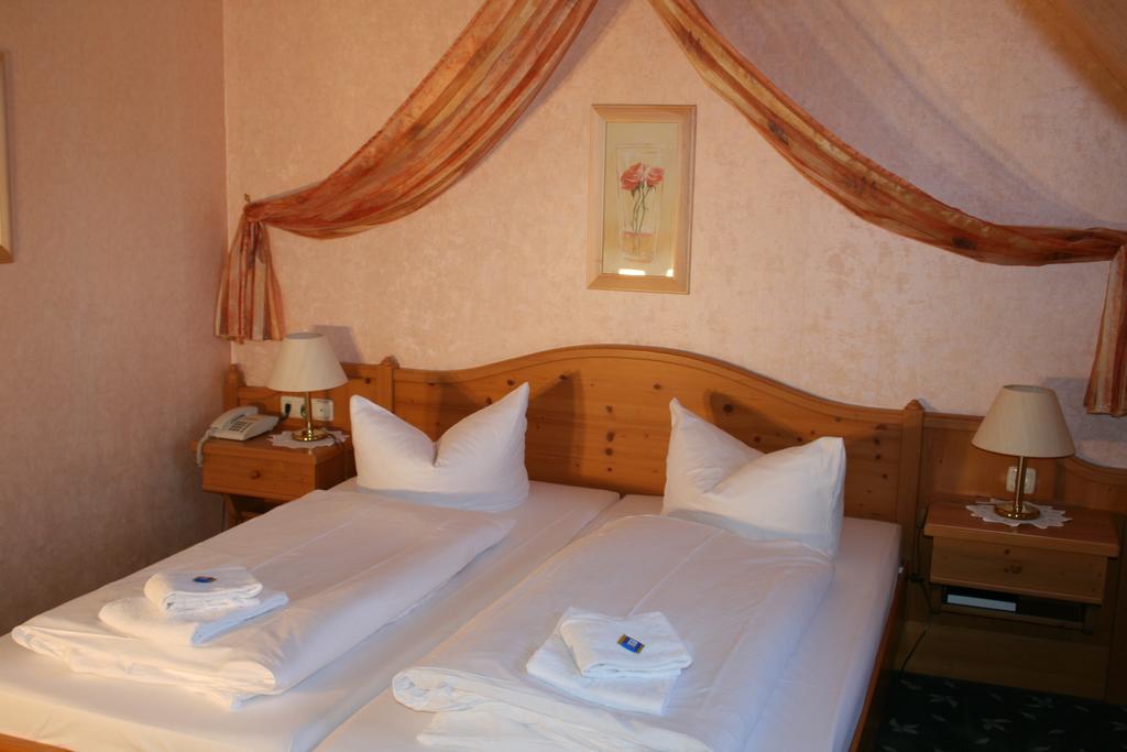 Hotel Seewisch Flessenow ห้อง รูปภาพ