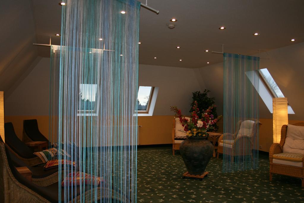 Hotel Seewisch Flessenow ภายนอก รูปภาพ